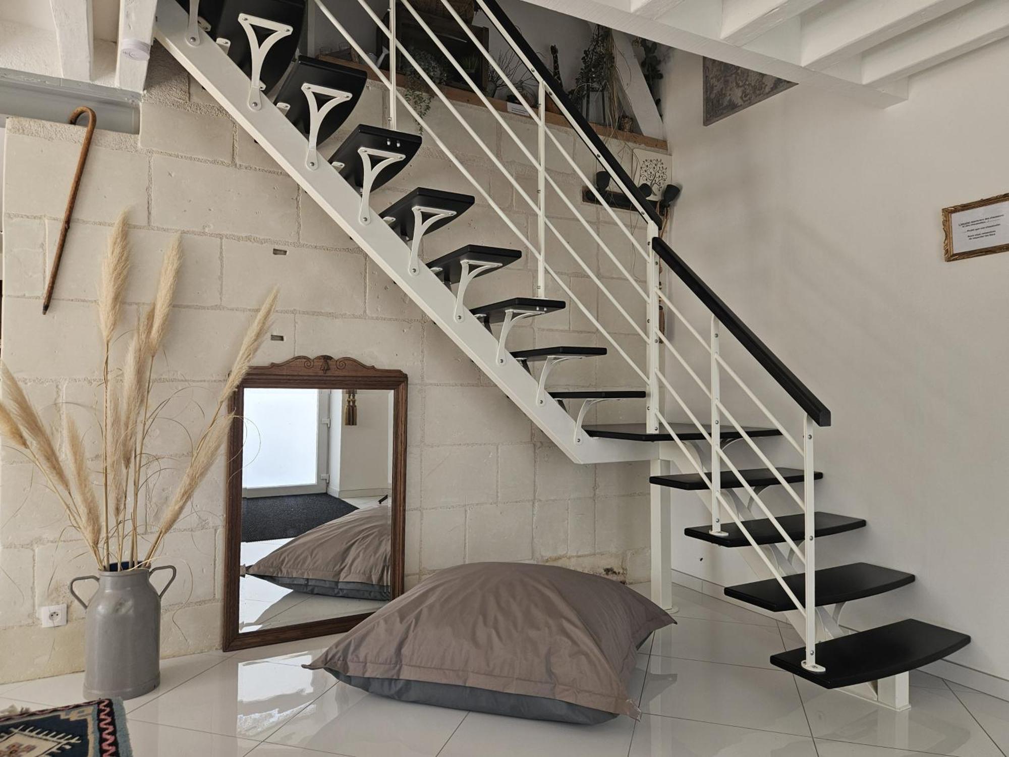 Comme A La Maison Couffy Extérieur photo