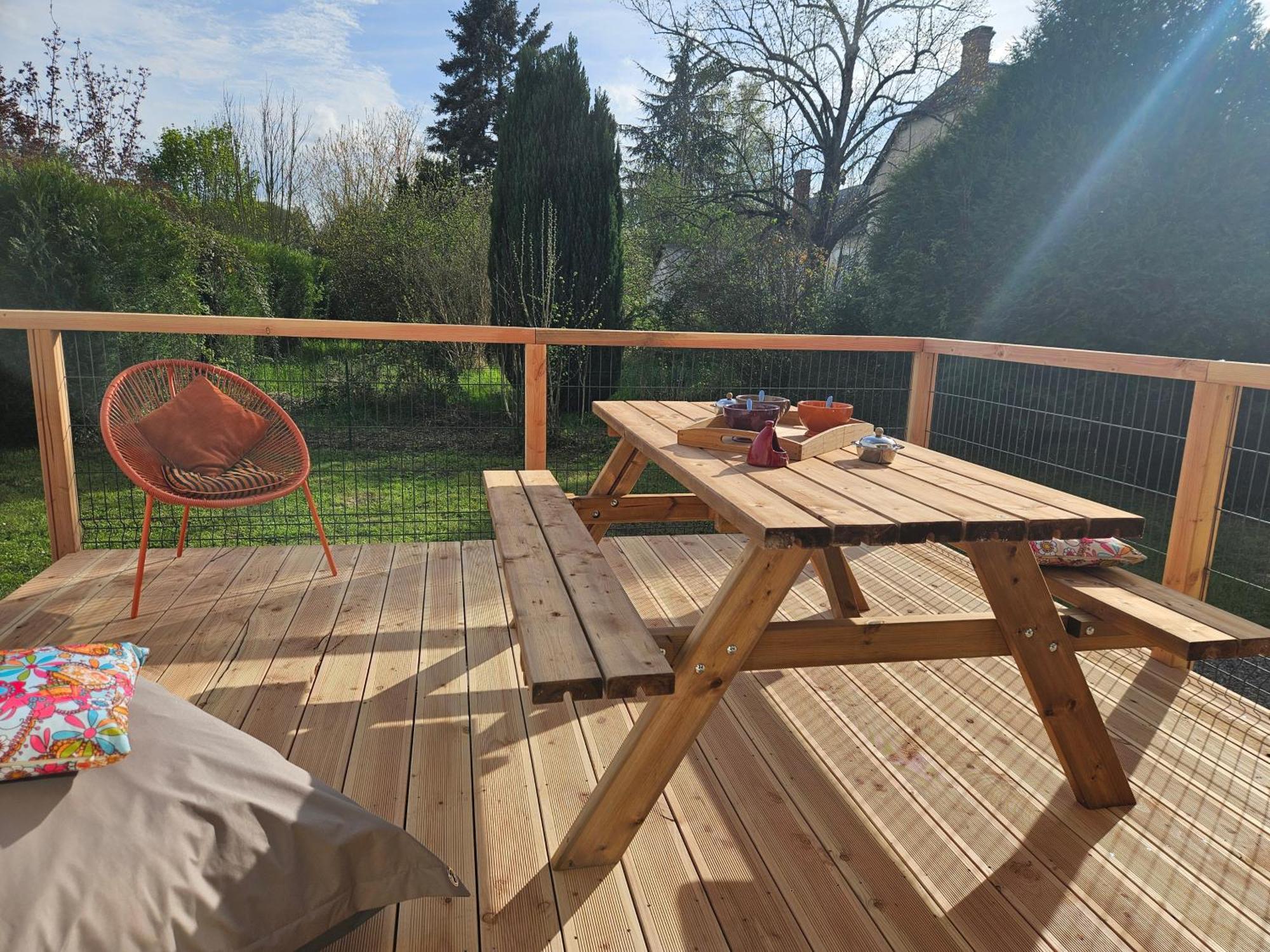 Comme A La Maison Couffy Extérieur photo