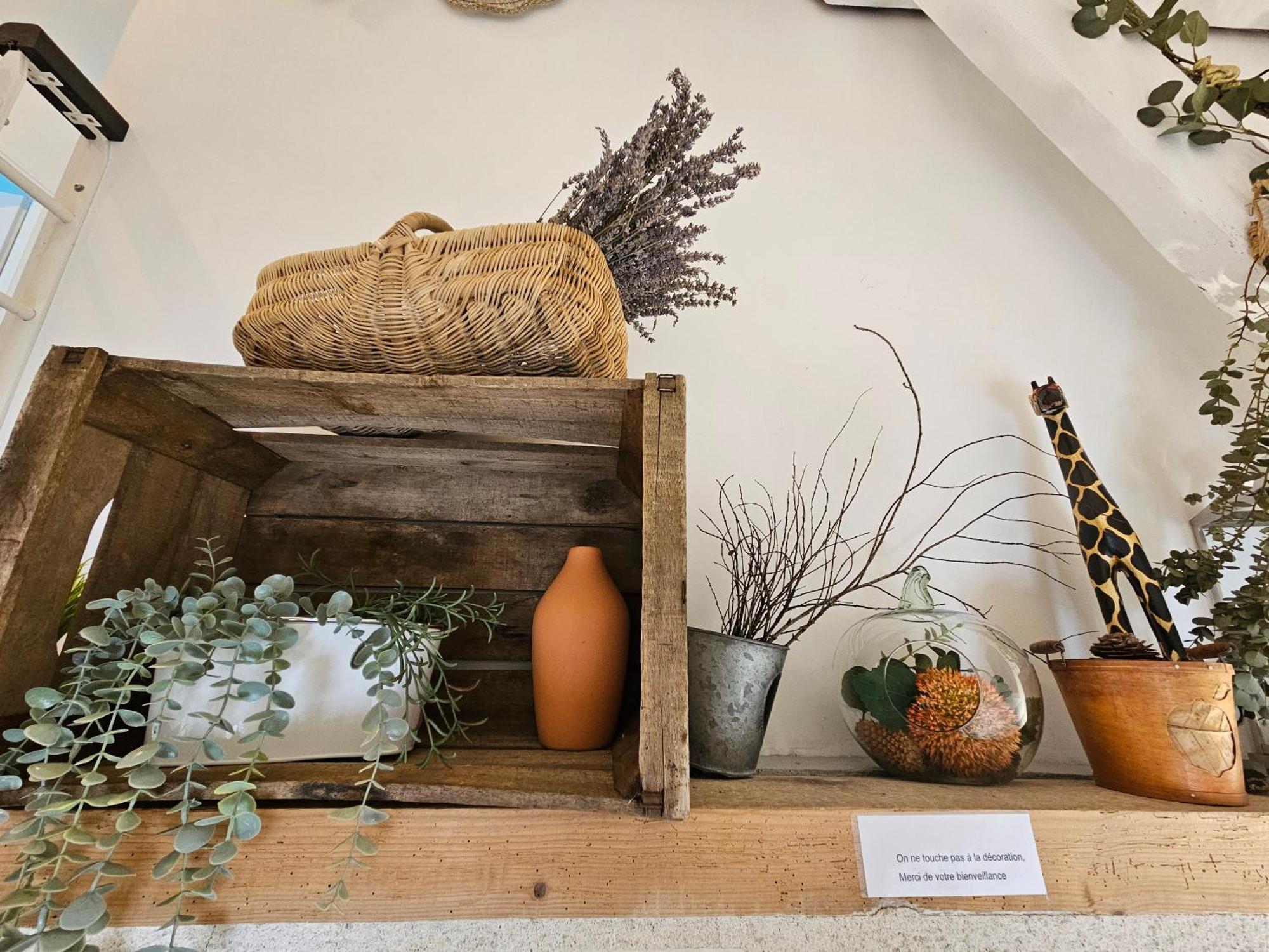 Comme A La Maison Couffy Extérieur photo