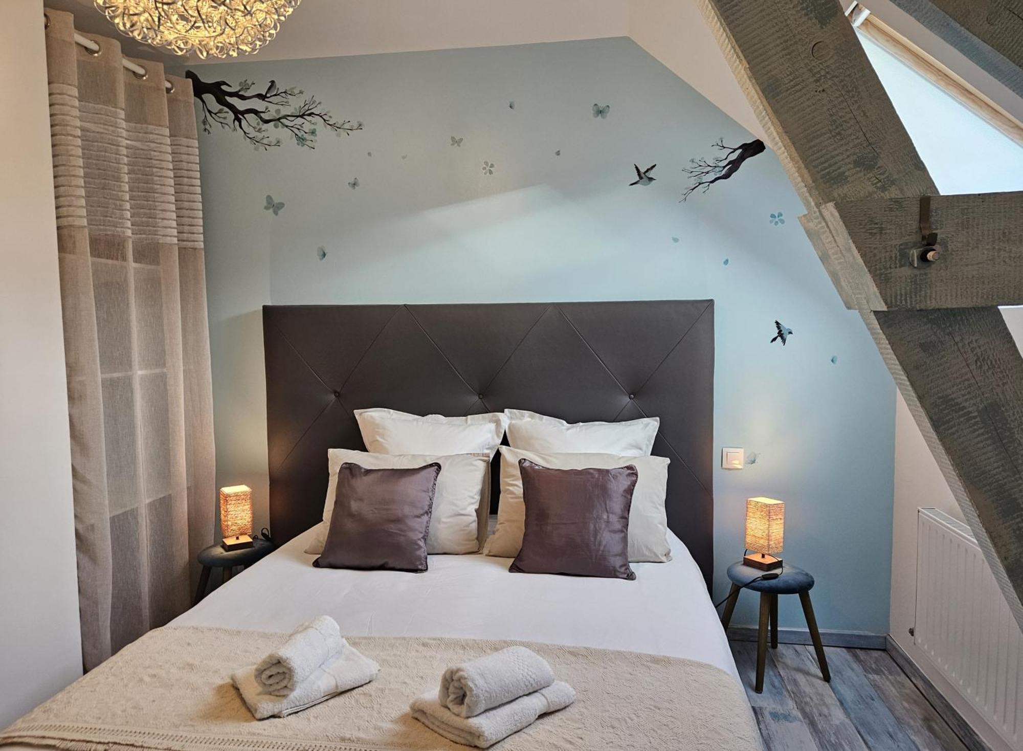 Comme A La Maison Couffy Extérieur photo
